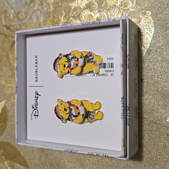 Disney x Baublebar Winnie the Pooh Winter Hat Slider Earrings. OS - Picture 3 of 7